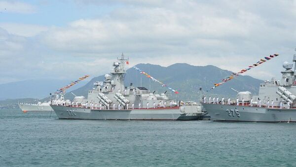 Bộ đôi tàu tên lửa Molniya 1241.8 của Việt Nam tại Lễ thượng cờ tàu ngầm Kilo 636 186 - Đà Nẵng và 187 - Bà Rịa - Vũng Tàu - Sputnik Việt Nam