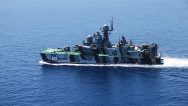 Tàu tên lửa trên đệm không khí “Samum” trong cuộc tập trận “Hợp tác trên biển -2015” ở Địa Trung Hải. - Sputnik Việt Nam