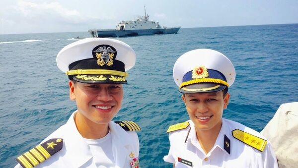 Vietnamese naval officer invited to visit the US Aegis class w - Sputnik Việt Nam