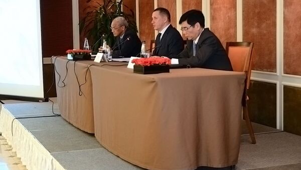 Yuri Trutnev đã tiến hành cuộc gặp “bàn tròn” tại Hà Nội với sự tham gia của các doanh nghiệp Việt Nam có quan tâm đến công việc ở vùng Viễn Đông. - Sputnik Việt Nam