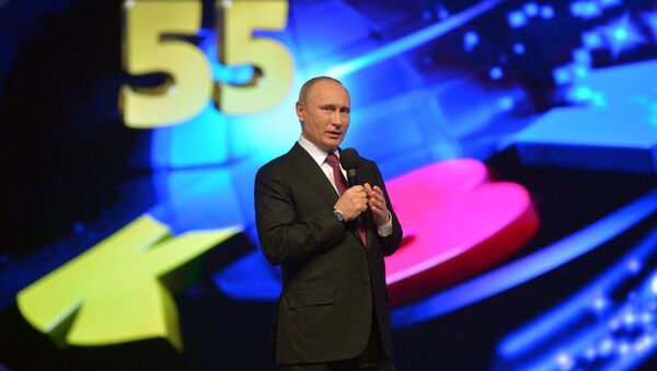 Tổng thống Vladimir Putin tại Lễ Kỷ niệm 55 năm KVN - Sputnik Việt Nam