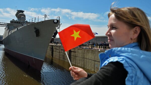 Nghi lễ hạ thủy khu trục hạm Gepard-3.9 ở Zelenodolsk - Sputnik Việt Nam