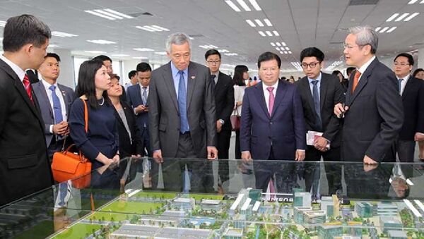 Thủ tướng Singapore Lý Hiển Long và Phó Thủ tướng Trịnh Đình Dũng cùng dự khai trương Trung tâm doanh nghiệp Maple Tree - Sputnik Việt Nam