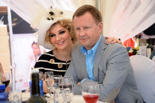 Denis Voronenkov và Maria Maksakova Denis Voronenkov và Maria Maksakova - Sputnik Việt Nam