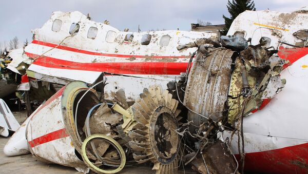 Обломки польского правительственного самолета Ту-154 - Sputnik Việt Nam
