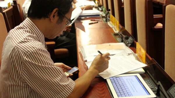 Các đại biểu HĐND TP Hà Nội được trang bị máy tính bảng từ năm 2012. - Sputnik Việt Nam