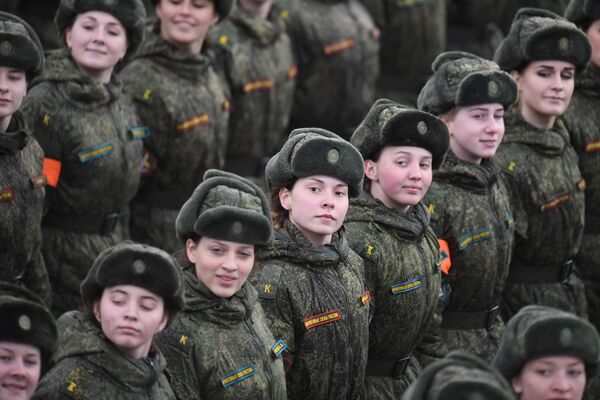 Các khối quân tập luyện chuẩn bị cho cuộc diễu binh tại Moskva - Sputnik Việt Nam