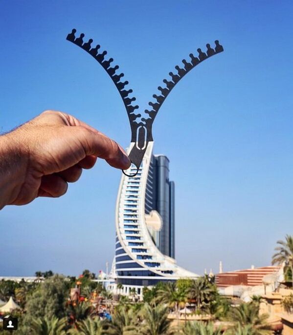 Một địa điểm tham quan khác ở Dubai - Jumeirah Beach Hotel – rất giống khoá zipper. - Sputnik Việt Nam
