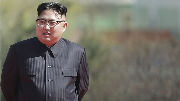 Lãnh đạo Triều Tiên Kim Jong-un đích thân khai trương phố Ryomyong ở trung tâm Bình Nhưỡng - Sputnik Việt Nam