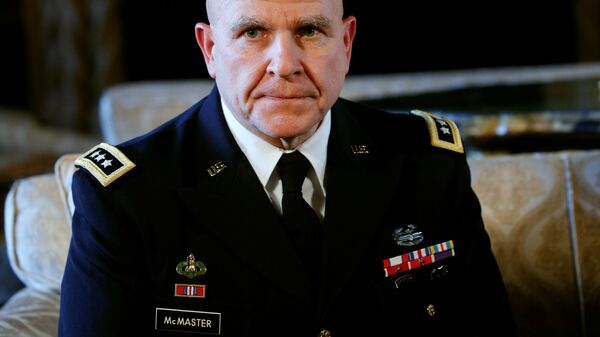 Newly named National Security Adviser Army Lt. Gen. H.R. McMaster listens as U.S. President Donald Trump makes the announcement at his Mar-a-Lago estate in Palm Beach, Florida U.S. February 20, 2017 - Sputnik Việt Nam