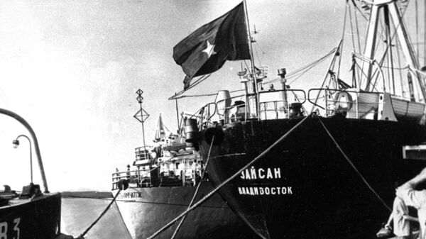 Lần lưu cảng Hải Phòng dài kỷ lục của tàu Liên Xô