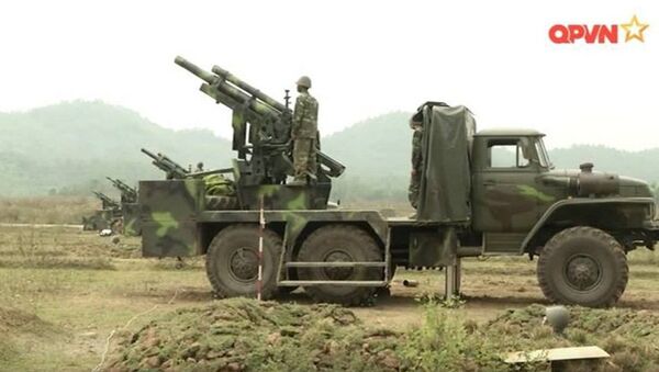 Thế hệ đầu tiên của pháo tự hành 105 mm do Việt Nam chế tạo. - Sputnik Việt Nam