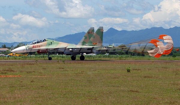 Chiến đấu cơ phản lực Su-30MK2 của Không quân Việt Nam Chiến đấu cơ phản lực Su-30MK2 của Không quân Việt Nam - Sputnik Việt Nam