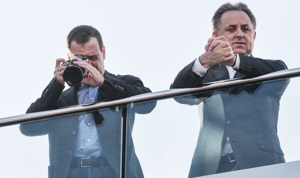 ... Còn Thủ tướng Nga Dmitry Medvedev nổi tiếng là nhiếp ảnh gia nghiệp dư khá sáng giá. - Sputnik Việt Nam
