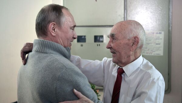 Tổng thống Putin đến thăm sếp cũ KGB, thời ông từng làm việc tại Dresden - Sputnik Việt Nam