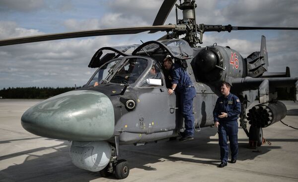 Máy bay trực thăng Ka-52 trước khi cất cánh - Sputnik Việt Nam