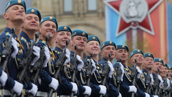 Военный парад в Москве, посвященный 72-й годовщине Победы в ВОВ - Sputnik Việt Nam