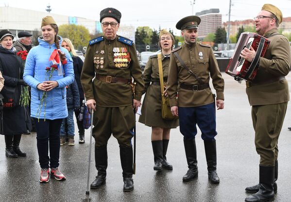 Cựu chiến binh Chiến tranh Vệ quốc Vĩ đại tại lễ kỷ niệm Chiến thắng, Moskva - Sputnik Việt Nam
