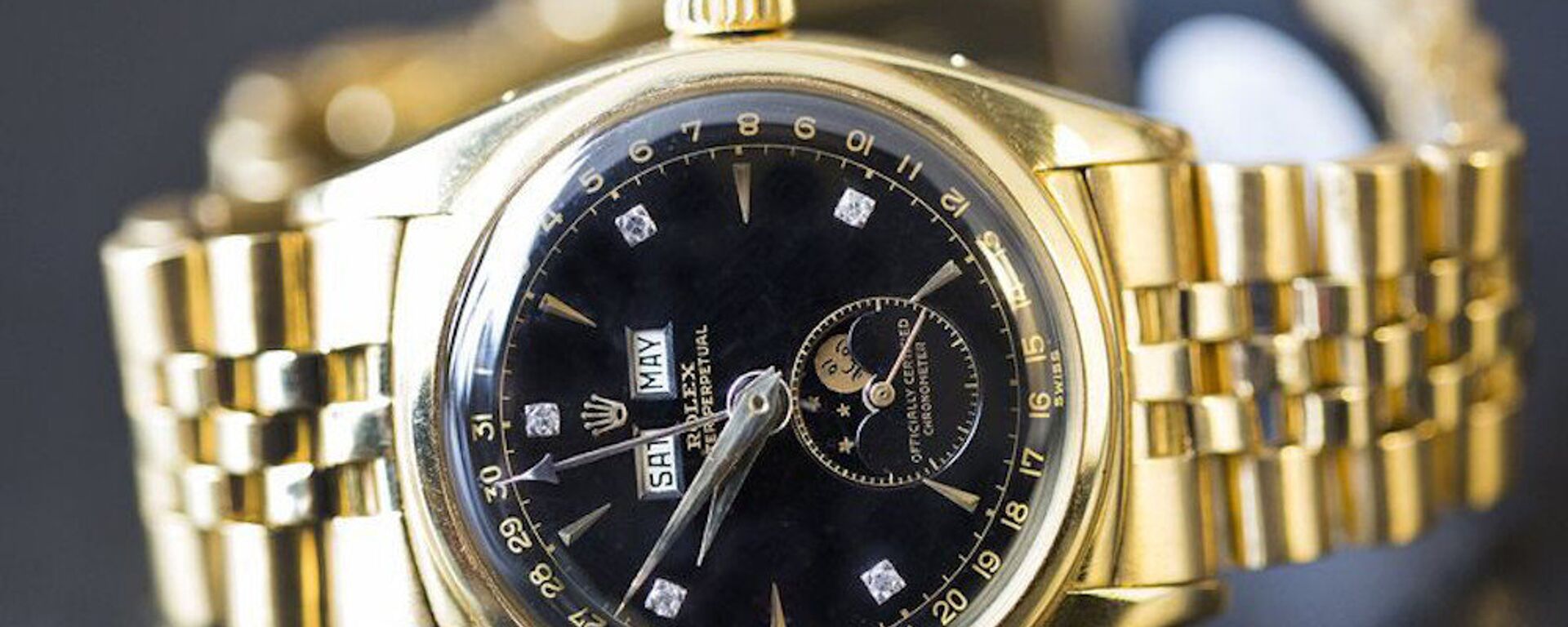 Vua Bảo Đại mua chiếc đồng hồ Rolex đắt giá nhất thế giới như thế nào? - Sputnik Việt Nam, 1920, 18.05.2017