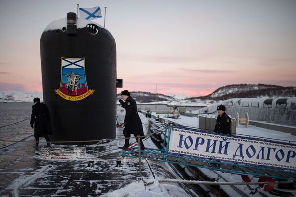 Tàu ngầm hạt nhân Yury Dolgoruky Hạm đội Phương Bắc — trong căn cứ vùng Murmansk. - Sputnik Việt Nam