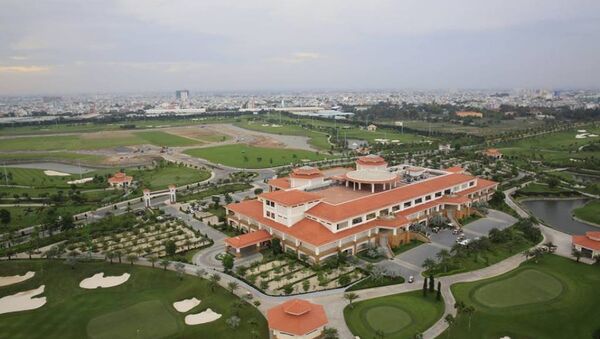 Trong lòng sân bay Tân Sơn Nhất tồn tại cái sân golf, nhà hàng - Sputnik Việt Nam