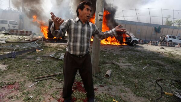Tại hiện trường vụ nổ kế tiếp ở Kabul. - Sputnik Việt Nam