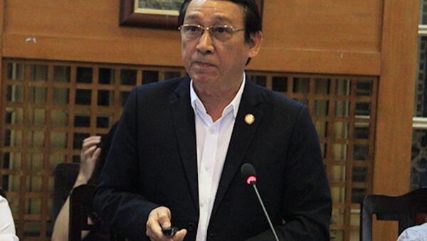 Ông Huỳnh Tấn Vinh phát biểu tại tọa đàm của Bộ Văn hóa ngày 30/5. - Sputnik Việt Nam