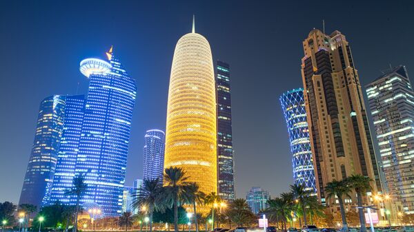 Ночной вид столицы Катара Дохи - Sputnik Việt Nam