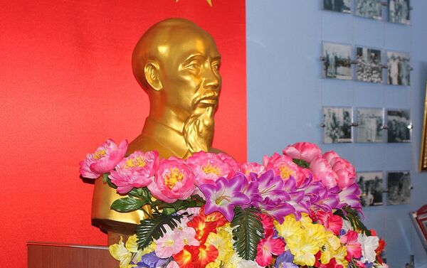 Trường phổ thông Ulyanovsk số 76 được mang tên Chủ tịch Hồ Chí Minh - Sputnik Việt Nam