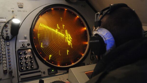 Пост обработки передачи радиоданных на командном пункте зенитно-ракетной бригады Западного военного округа - Sputnik Việt Nam