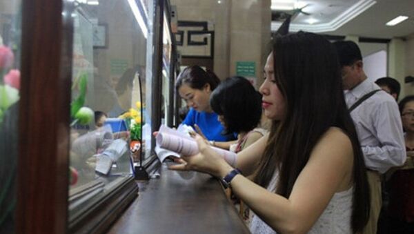 Tung 8.000 vé tàu giá 10 nghìn đồng: Hành khách xếp hàng mua vé mới biết bị “lừa” - Sputnik Việt Nam
