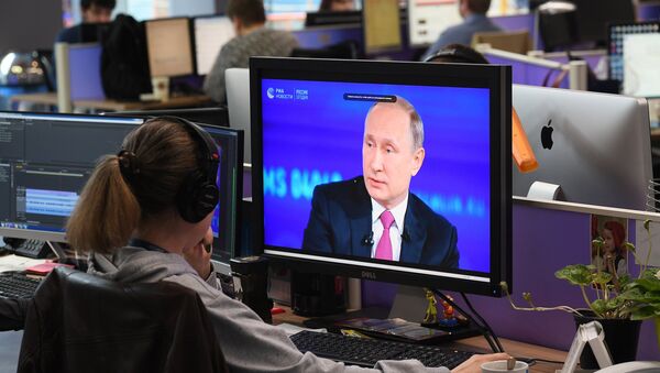 «Giao lưu trực tiếp» với Tổng thống Vladimir Putin - 2017 - Sputnik Việt Nam