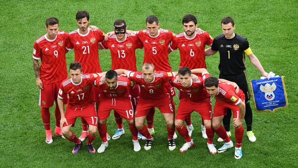 Russia team group before the match Russia v New Zealand - FIFA Confederations Cup Russia 2017 - Group A at the Saint Petersburg Stadium, Russia - Sputnik Việt Nam