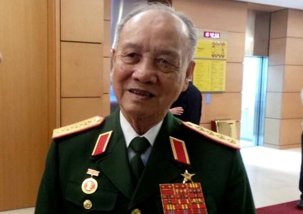 Đại tướng Phạm Văn Trà khuyến cáo cần bình tĩnh, tỉnh táo để đối phó tốt nhất với các diễn biến trên biển. Đại tướng Phạm Văn Trà khuyến cáo cần bình tĩnh, tỉnh táo để đối phó tốt nhất với các diễn biến trên biển. - Sputnik Việt Nam