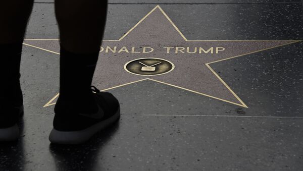Tên Tổng thống Mỹ Donald Trump trên đại lộ ngôi sao Hollywood - Sputnik Việt Nam