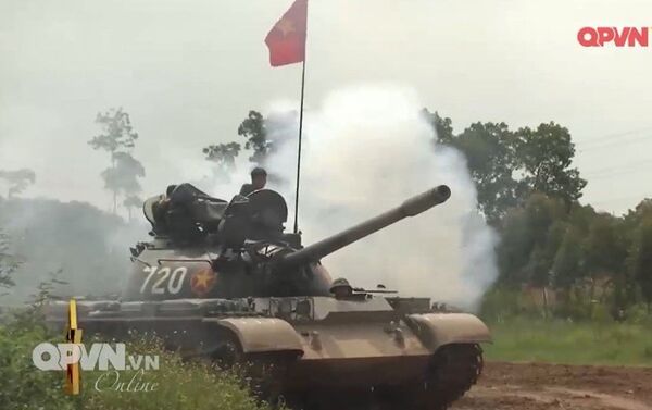 Cho tới thời điểm hiện tại, nhìn chung các xe tăng T-54/55 và cả Type 59 của Việt Nam đều đã bị coi là quá lỗi thời, lạc hậu. Chính vì thế, suốt nhiều năm qua, Việt Nam đã tự lực hiện đại hóa xe tăng T-54/55. - Sputnik Việt Nam