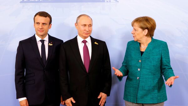 ông Putin với Thủ tướng Merkel và Tổng thống Macron - Sputnik Việt Nam