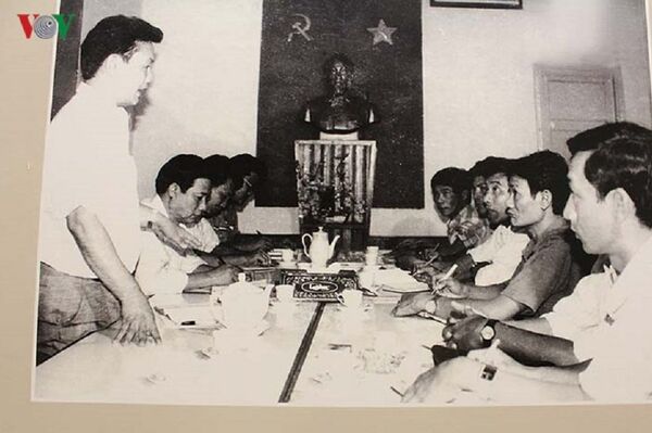 Ban chuyên án LH90 của Tổng cục An ninh họp bàn kế hoạch đấu tranh chống “Chiến dịch Đông Xuân” của tổ chức phản động “Liên đảng Cách mạng Việt Nam”, tháng 2/1993. - Sputnik Việt Nam