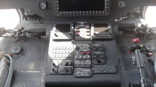 Trong buồng lái của Mi-171A2 - Sputnik Việt Nam