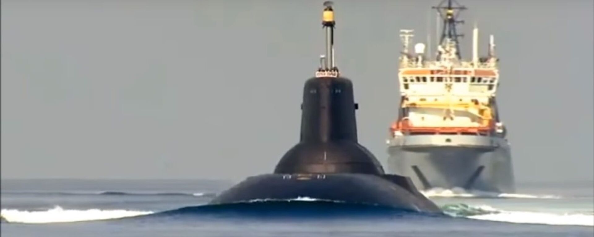 Tàu ngầm hạt nhân của Hải quân Nga đi vào biển Baltic  - Sputnik Việt Nam, 1920, 03.11.2023