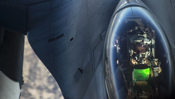 máy bay phản lực F-16 của Hoa Kỳ - Sputnik Việt Nam