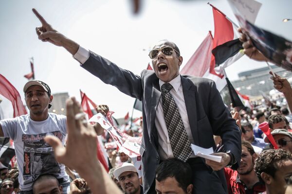 Cairo. Những người phản đối Tổng thống Mohammed Mursi trên Quảng trường Tahrir - Sputnik Việt Nam
