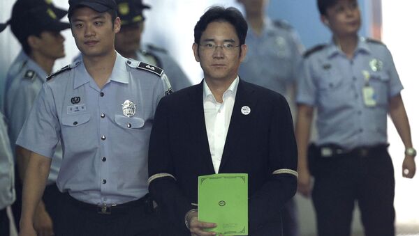 Lãnh đạo Samsung có thể ngồi tù 12 năm vì tội tham nhũng - Sputnik Việt Nam