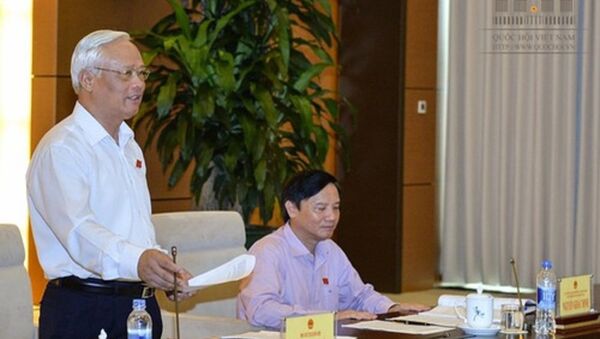 Phó chủ tịch Quốc hội - Trưởng đoàn giám sát Uông Chu Lưu phát biểu tại buổi làm việc với Chính phủ. - Sputnik Việt Nam