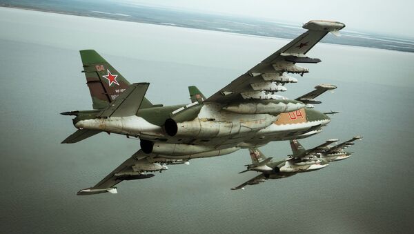 Những cánh én trên bầu trời - cháu của IL-2 huyền thoại. Các Su-25SM3. - Sputnik Việt Nam