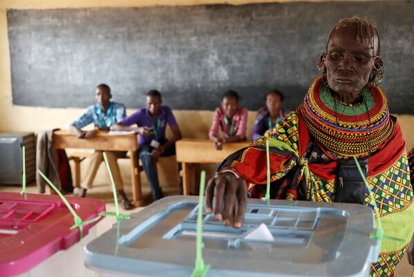 Trạm bỏ phiếu ở Kenya. - Sputnik Việt Nam