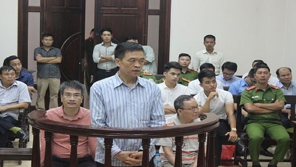 Các bị cáo tại phiên tòa xét xử - Sputnik Việt Nam