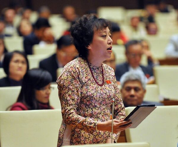 Đại biểu Quốc hội: Đã làm gì cho dân chưa mà đòi thu phí chia tay? Đại biểu Quốc hội: Đã làm gì cho dân chưa mà đòi thu phí chia tay? - Sputnik Việt Nam