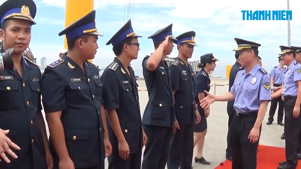 Bộ Tư lệnh Cảnh sát biển, UBND TP Đà Nẵng và các đơn vị quân đội đã đón 189 sĩ quan và thủy thủ thuộc lực lượng Bảo vệ bờ biển Hàn Quốc thăm xã giao Đà Nẵng Bộ Tư lệnh Cảnh sát biển, UBND TP Đà Nẵng và các đơn vị quân đội đã đón 189 sĩ quan và thủy thủ thuộc lực lượng Bảo vệ bờ biển Hàn Quốc thăm xã giao Đà Nẵng - Sputnik Việt Nam