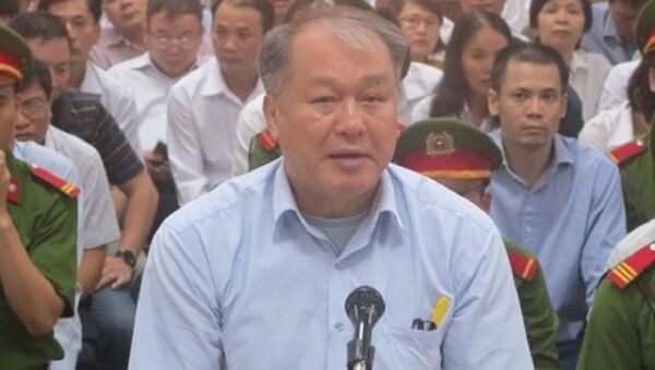 Bị cáo Phạm Công Danh - cựu Chủ tịch Tập đoàn Thiên Thanh tại phiên tòa - Sputnik Việt Nam